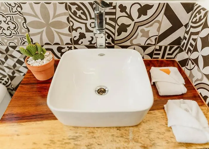 Inn 4 Charming King In Luxurious Boutique